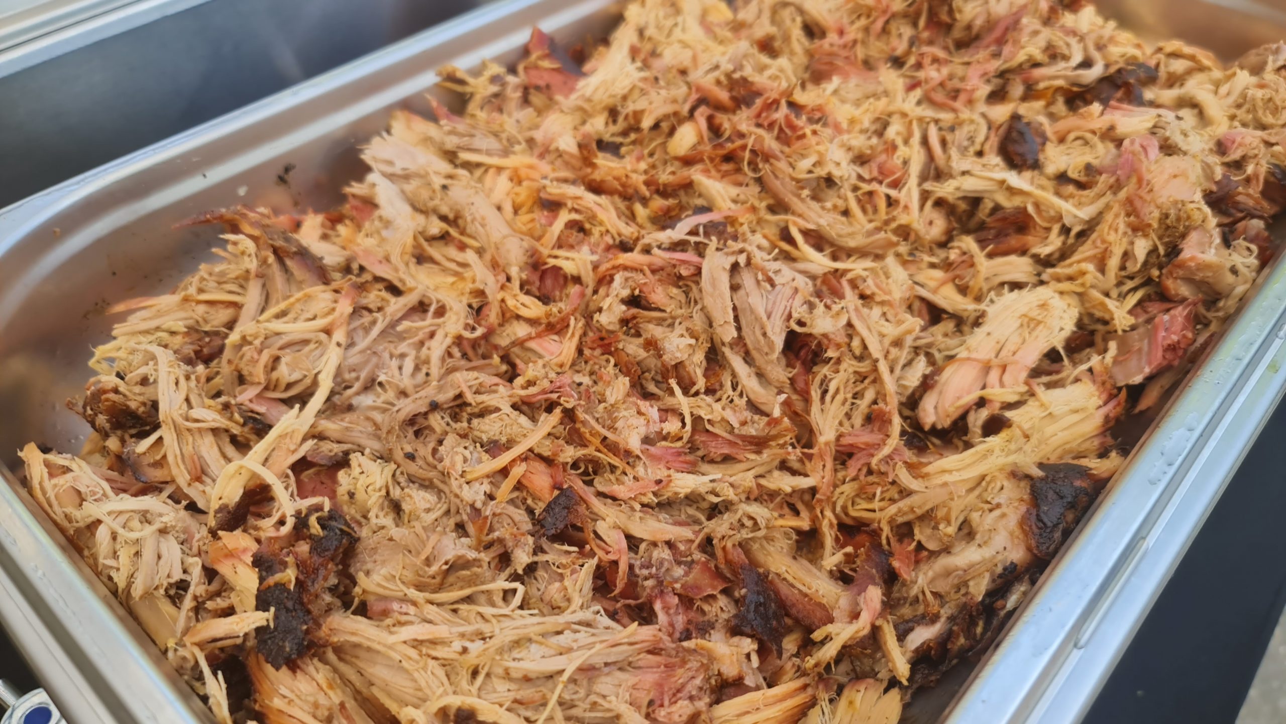 20230527_183647 Pulled pork in tray